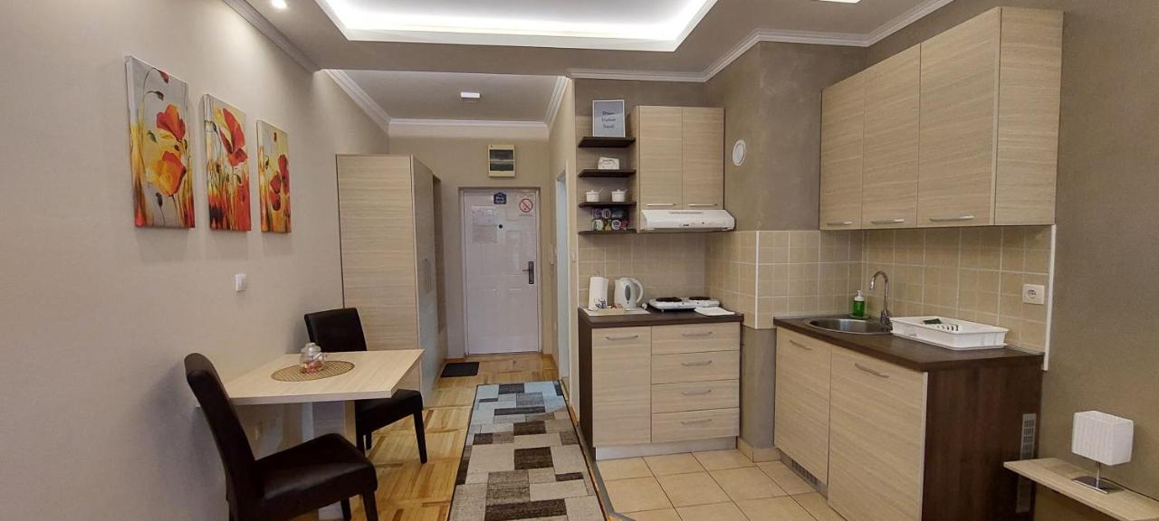 Apartman Studio Niki 수보티차 외부 사진